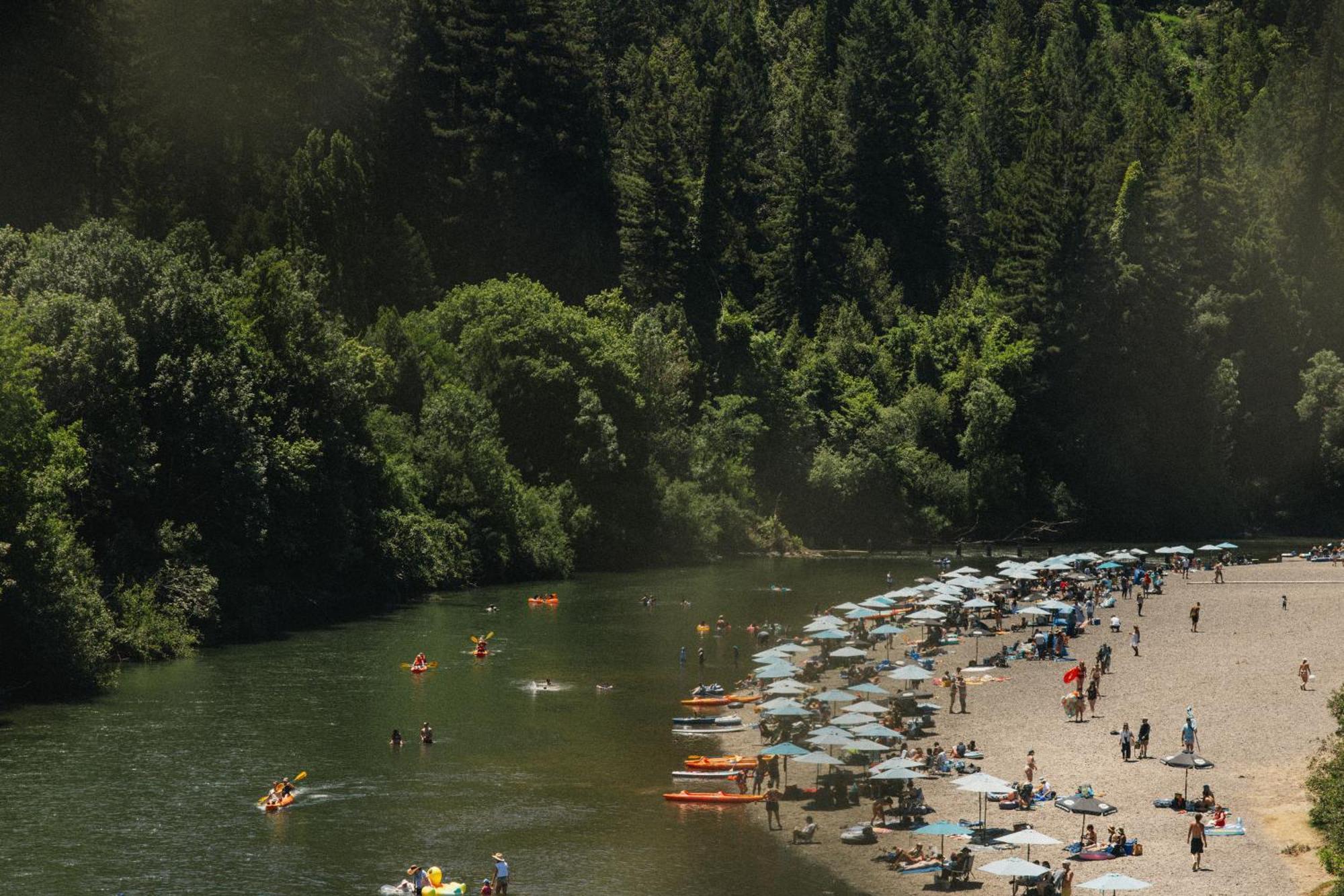 Johnson'S Beach Cabins And Campground Guerneville Bagian luar foto